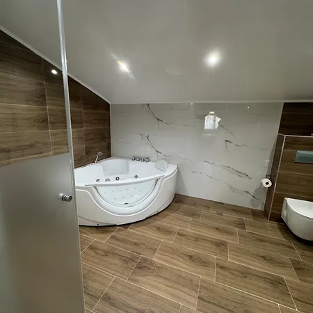 Hotel ивелия и - Ivelia & 4*