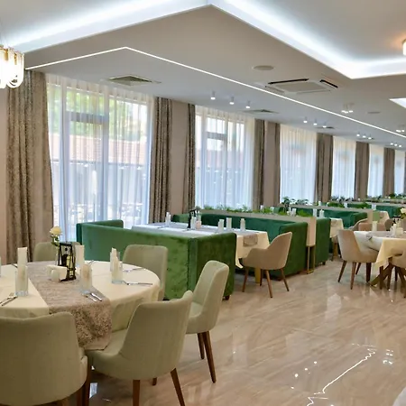 Hotel ивелия и - Ivelia & Dubnitsa