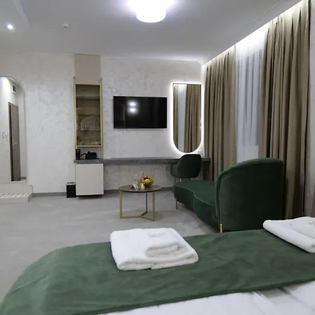 ивелия и - Ivelia & Hotel