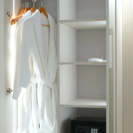 Hotel ивелия и - Ivelia & Dubnitsa